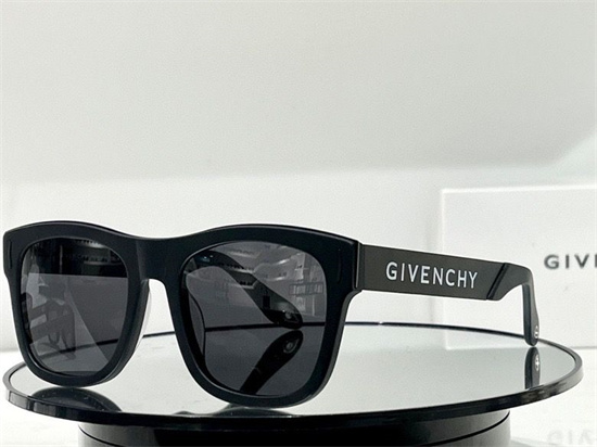 Givenchy Sunglass AAA 053
